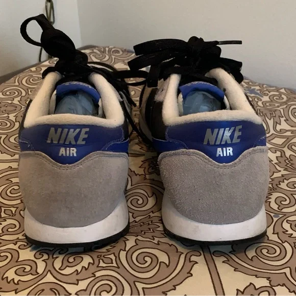 Nike Air Vengeance Sneakers Women’s 9.5 / Men’s 8 - Picture 7 of 11